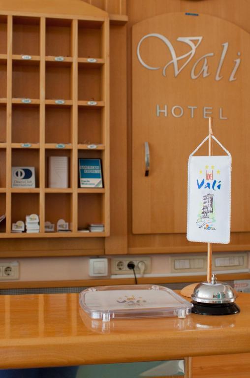 Hotel Vali Dramalj Crikvenica Buitenkant foto