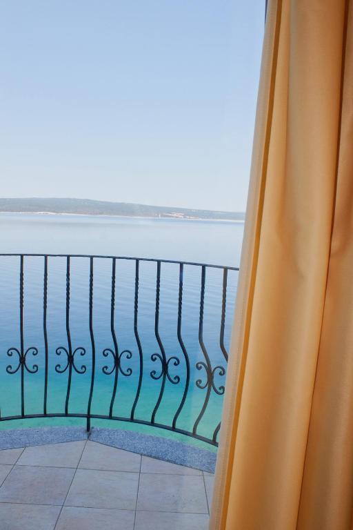 Hotel Vali Dramalj Crikvenica Buitenkant foto